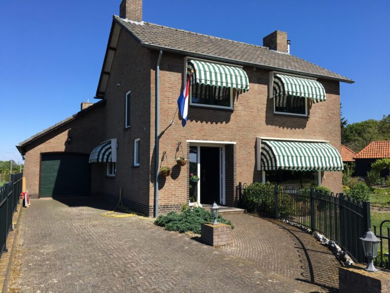 Markiezen wit groen gestreept geplaatst door S&T Montage